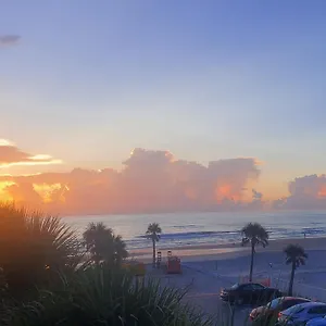 Beachside Bliss Ocean Views & Endless Fun Daytona Beach! Daytona Beach