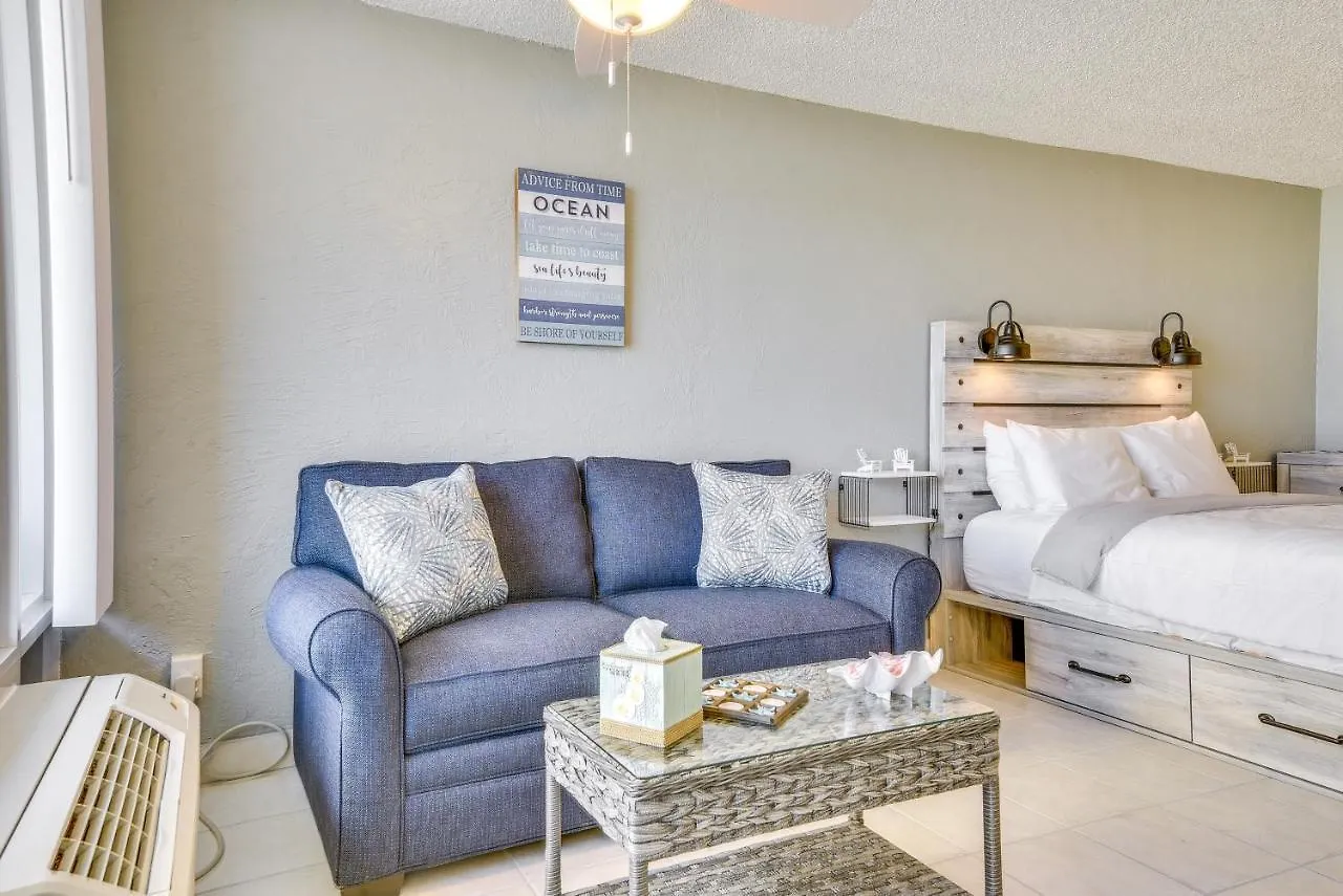 Breezy Daytona Beach Studio With Balcony And Views! United States